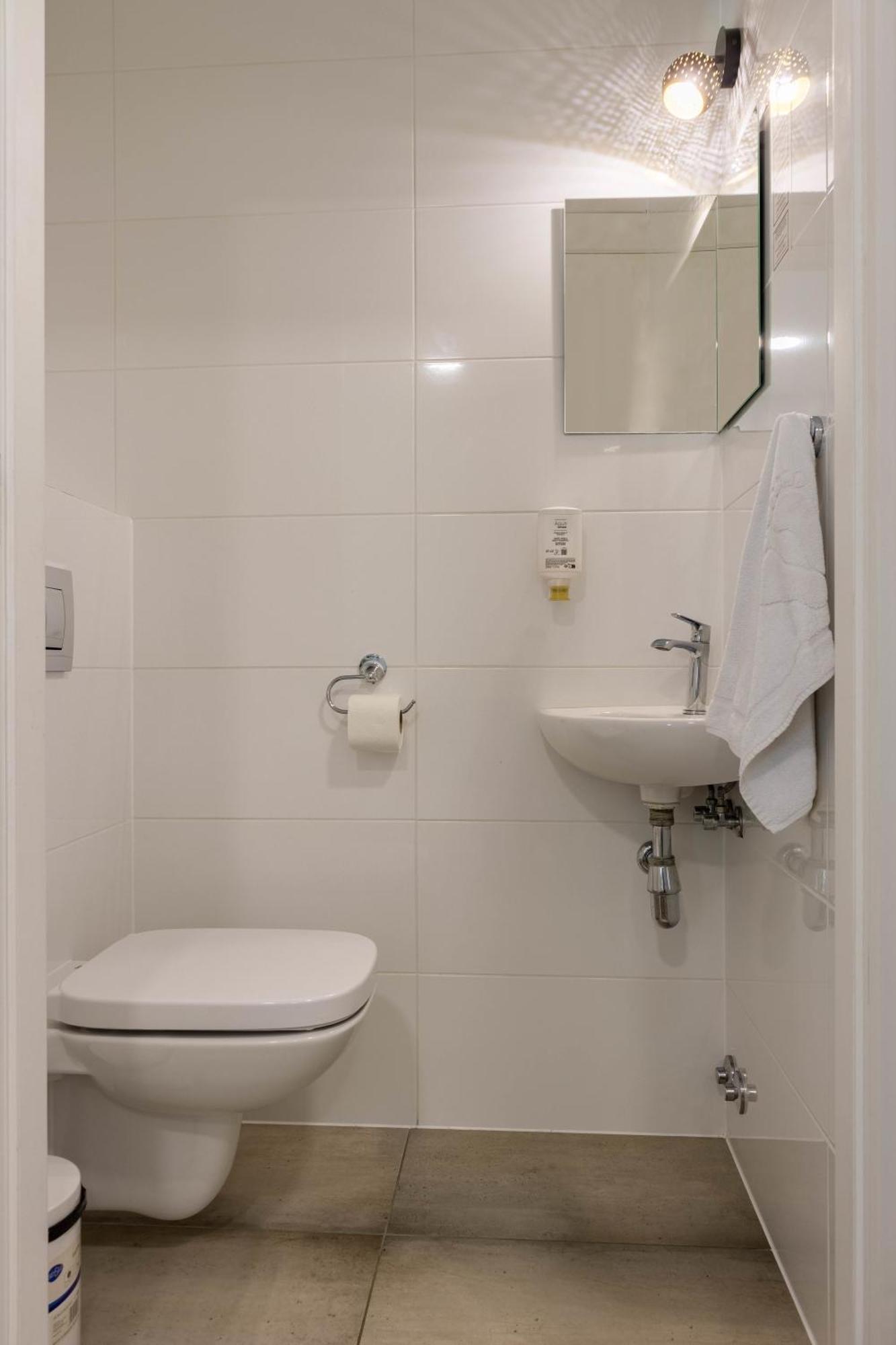 Hotel Nafta Krosno Buitenkant foto